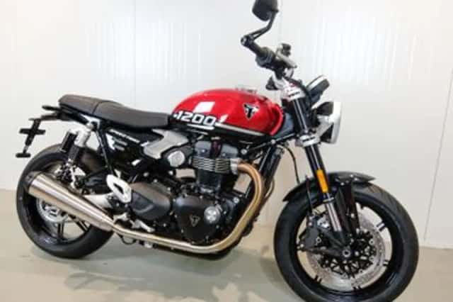 Triumph Speed Twin 1200 (2025) thumbnail 2