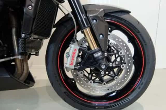 Triumph Speed Triple RS (2019) thumbnail 6