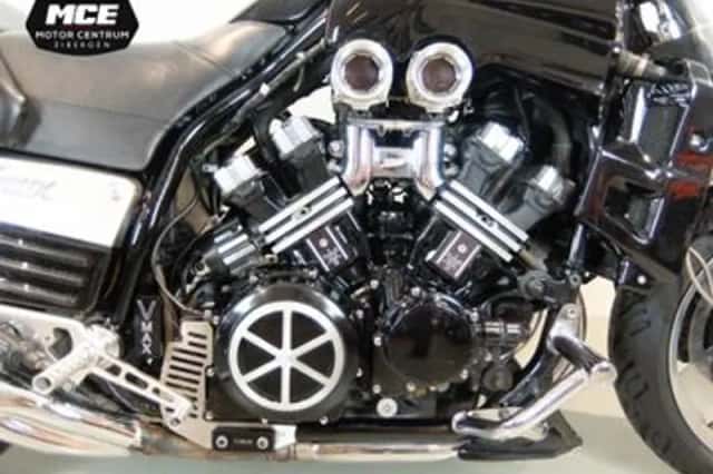 Yamaha Vmax (1993) thumbnail 6