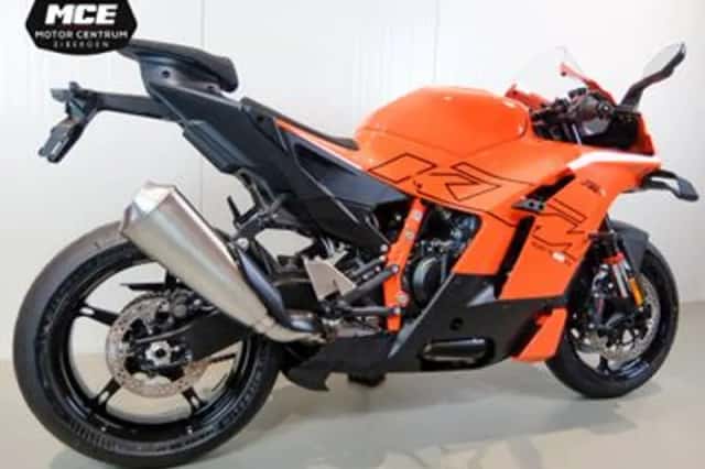 KTM 990 RC R (2025) thumbnail 2