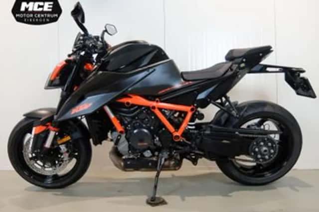 KTM 1290 SuperDuke R (2020) thumbnail 4
