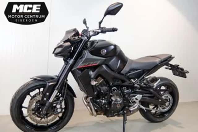 Yamaha MT-09 (2018) thumbnail 5