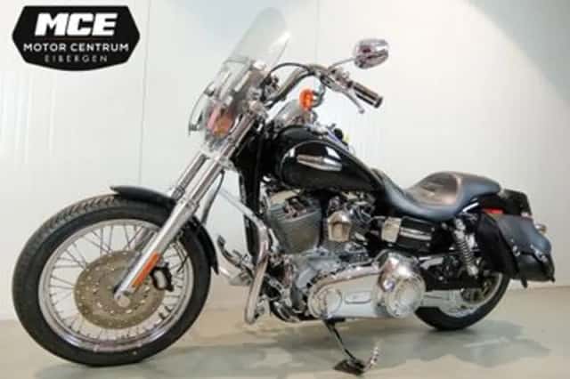 Harley-Davidson Super Glide Custom Fxdc (2007) thumbnail 4