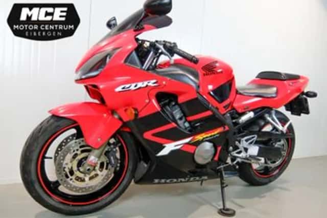 Honda CBR 600 FS (2001) thumbnail 3