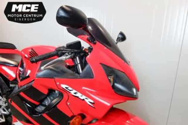 Honda CBR 600 FS (2001) thumbnail 6