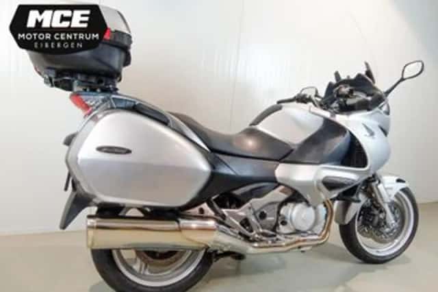 Honda NT 700 V Deauville (2012) thumbnail 6