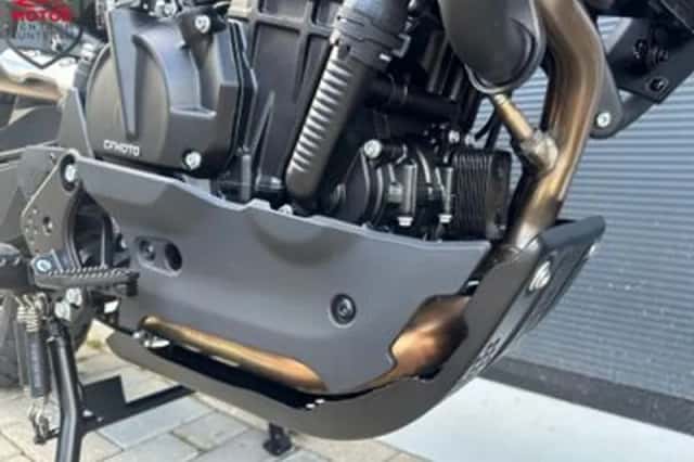 CFMOTO 800MT EXPLORER Triple Black (2026) thumbnail 5