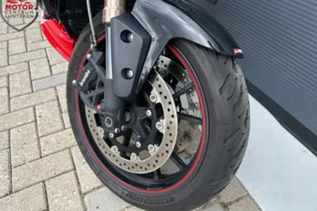 Triumph Speed Triple 1050 (2014) thumbnail 5