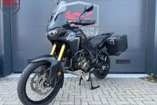 Honda CRF 1000 L Africa Twin (2017) thumbnail 2