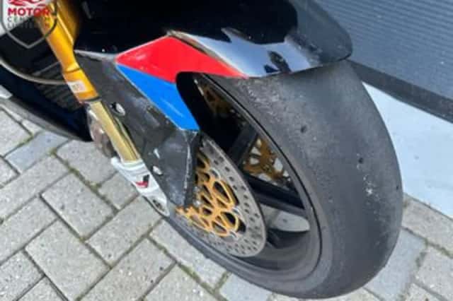 BMW S 1000 RR (2016) thumbnail 5