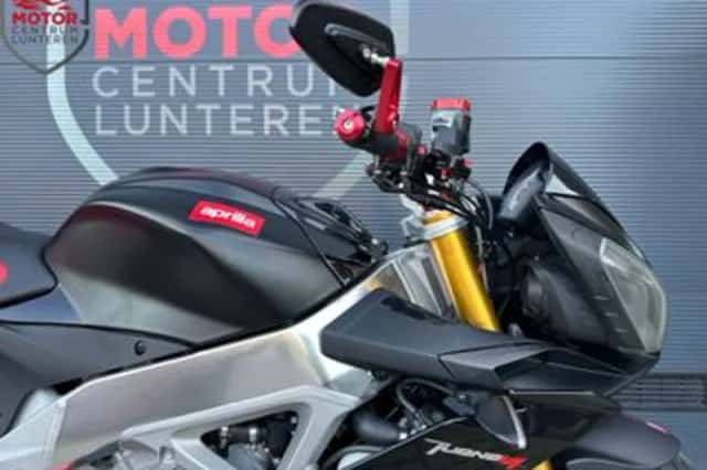 Aprilia Tuono V4 R (2011) thumbnail 6