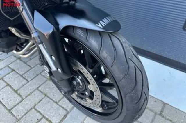 Yamaha MT-09 (2017) thumbnail 4
