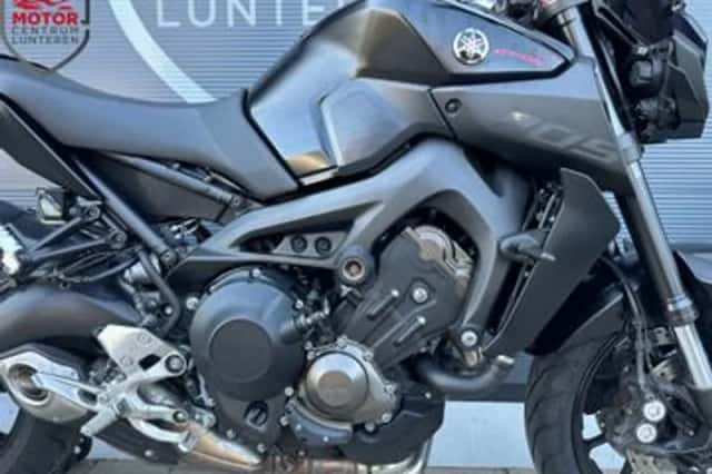 Yamaha MT-09 (2017) thumbnail 6