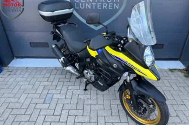 Suzuki V-Strom (2021) thumbnail 4
