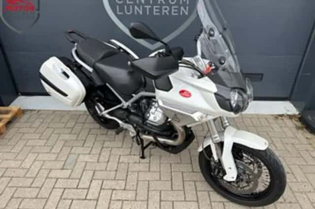Moto Guzzi 1200 Stelvio Dakar (2010) thumbnail 4