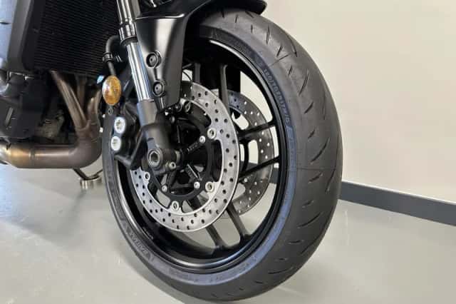 Yamaha MT-09 (2023) thumbnail 3