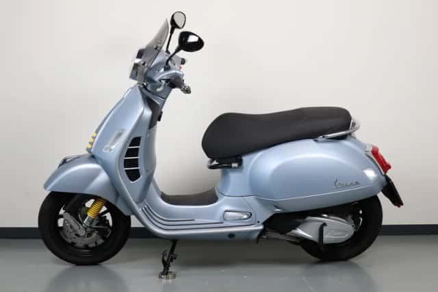 Vespa GTS 300 (2023) thumbnail 6