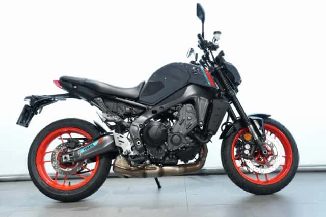 Yamaha MT-09 (2021) thumbnail 1