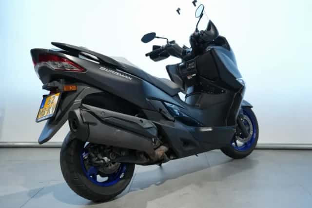 Suzuki Burgman 400 (2023) thumbnail 6