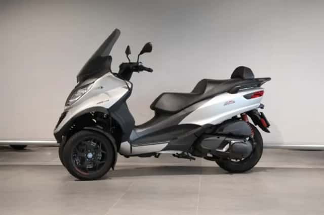 Piaggio MP3 400 (2022) thumbnail 5