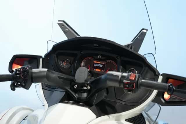 Can-Am Spyder RT Limited (2019) thumbnail 6