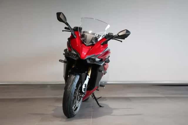 Suzuki GSX-S1000GT (2025) thumbnail 3