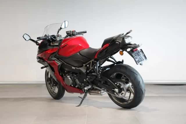 Suzuki GSX-S1000GT (2025) thumbnail 6