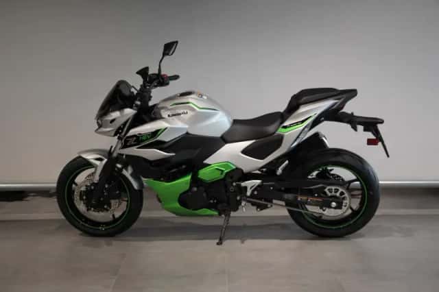 Kawasaki Z7 Hybrid (2024) thumbnail 5