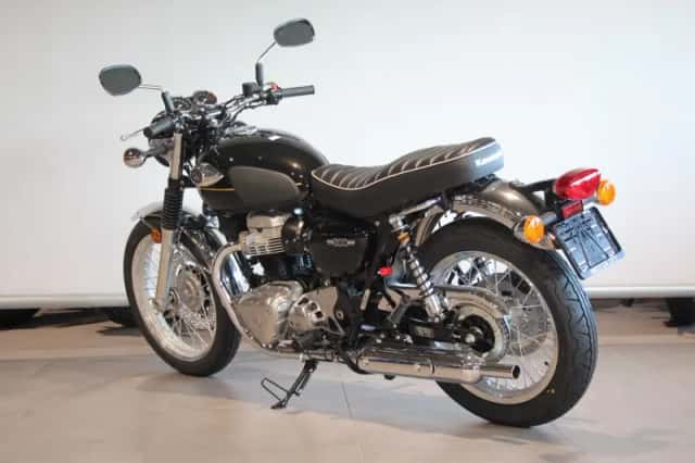 Kawasaki W800 (2025) thumbnail 6