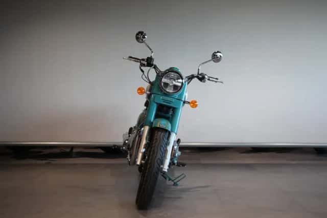 Royal Enfield Classic 650 (2026) thumbnail 3