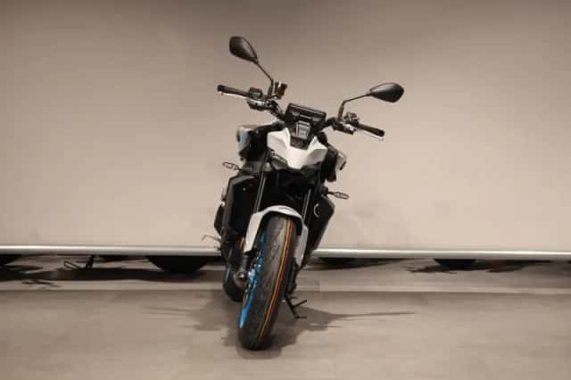Yamaha MT-09 (2026) thumbnail 3