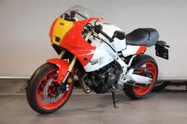 Yamaha Xsr 900 GP (2025) thumbnail 4
