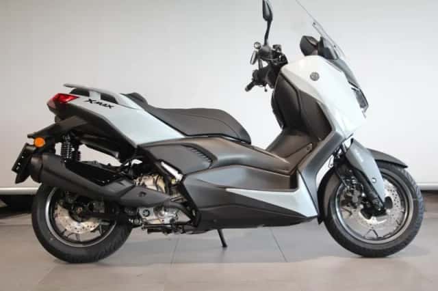 Yamaha X-MAX 300 (2025) thumbnail 1