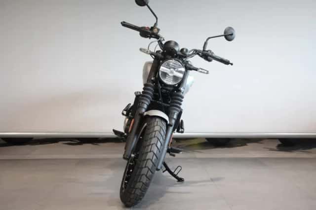 Royal Enfield GUERRILLA 450 (2025) thumbnail 3