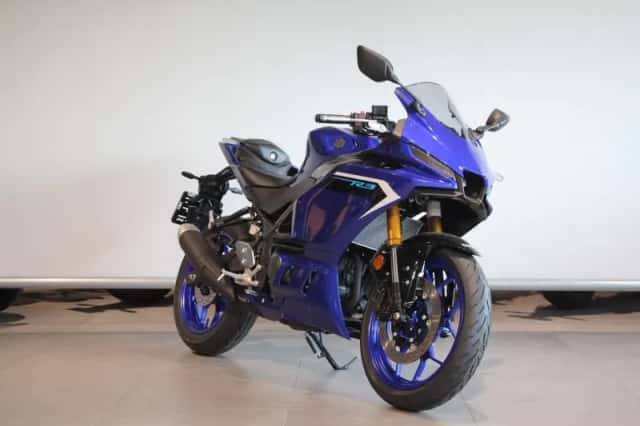 Yamaha YZF-R3 (2025) thumbnail 2