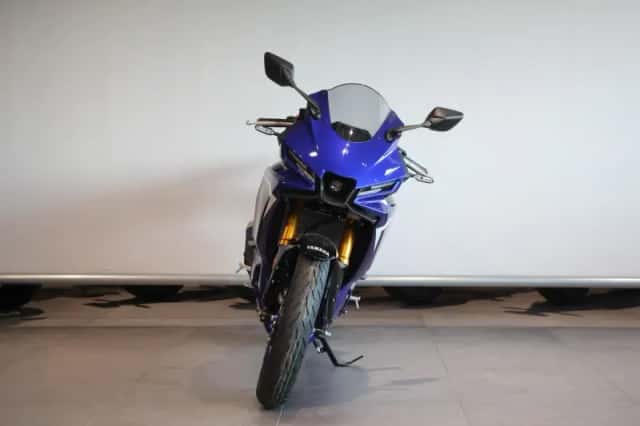 Yamaha YZF-R3 (2025) thumbnail 3