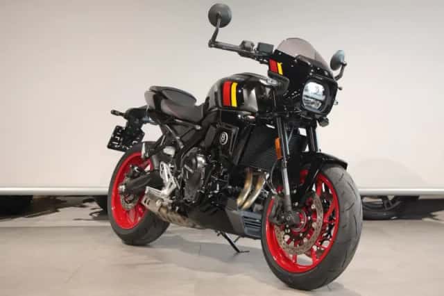 Suzuki GSX-8TT (2025) thumbnail 2