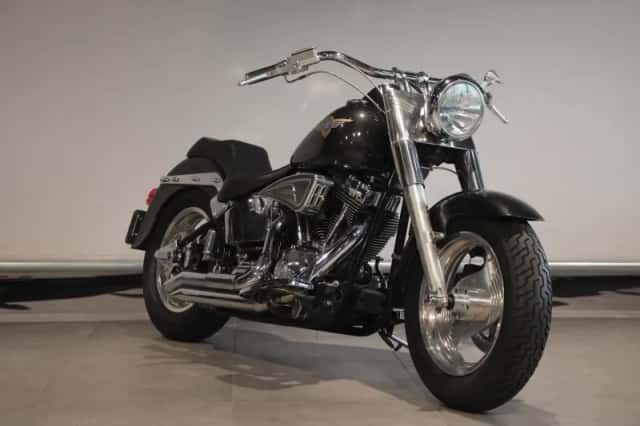Harley-Davidson Softail Deluxe (2002) thumbnail 2