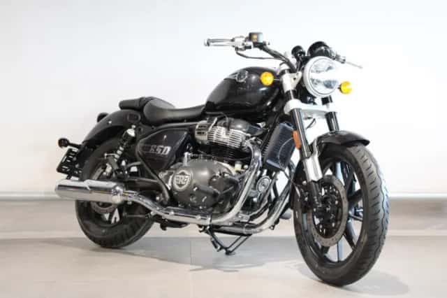 Royal Enfield Super Meteor 650 (2026) thumbnail 2