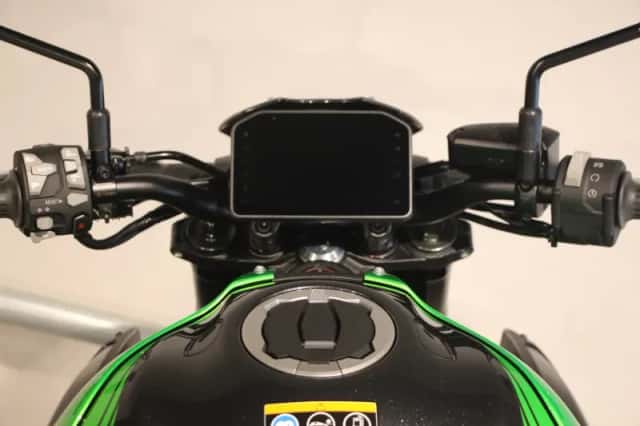 Kawasaki Z900 (2026) thumbnail 5