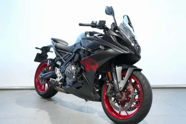 Suzuki GSX-8R (2026) thumbnail 2