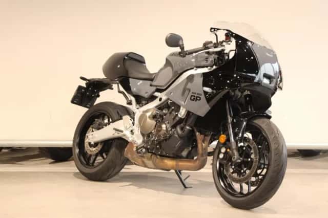 Yamaha Xsr 900 GP (2024) thumbnail 2