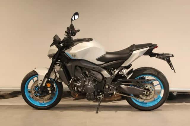 Yamaha MT-09 (2025) thumbnail 4