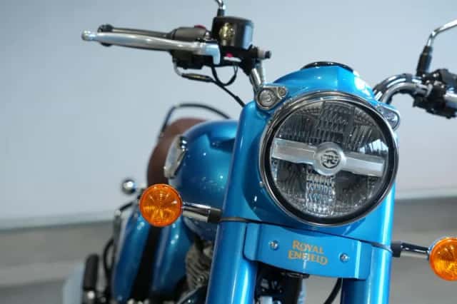 Royal Enfield Classic 350 (2026) thumbnail 4