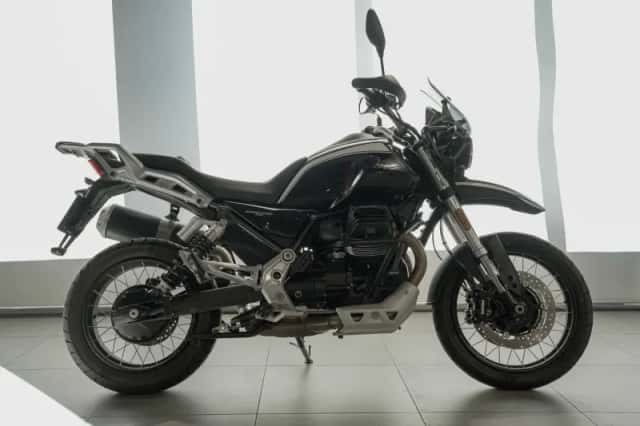 Moto Guzzi V85 TT Travel (2023) thumbnail 1