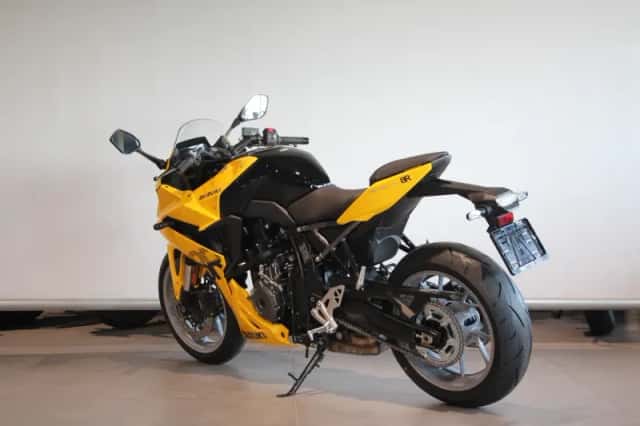 Suzuki GSX-8R (2026) thumbnail 5