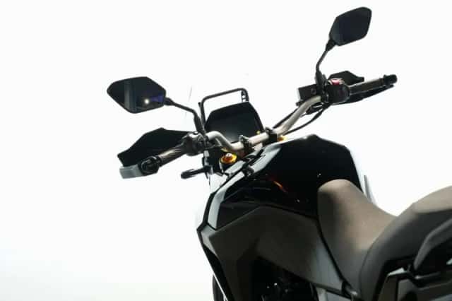 Suzuki V-Strom 800 DE (2026) thumbnail 6