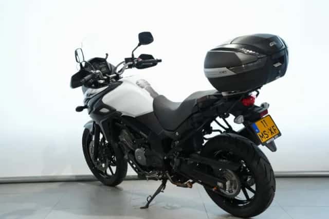 Suzuki V-Strom (2023) thumbnail 5
