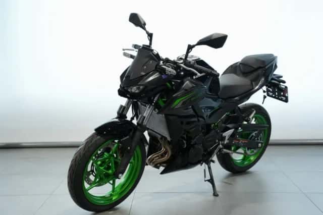 Kawasaki Z 500 SE (2026) thumbnail 3