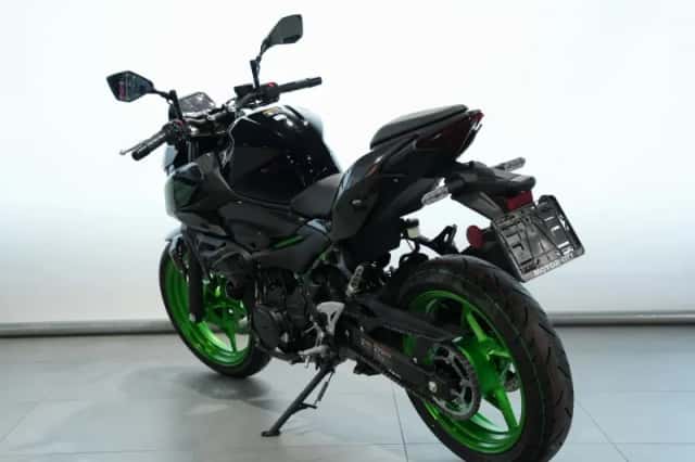 Kawasaki Z 500 SE (2026) thumbnail 5